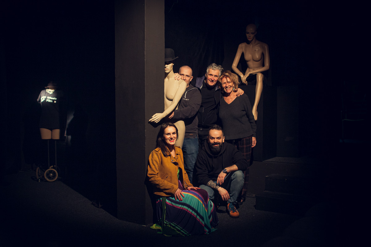 Zdjęcie z ukrytego seansu w ciemno w Teatrze Bez Sceny